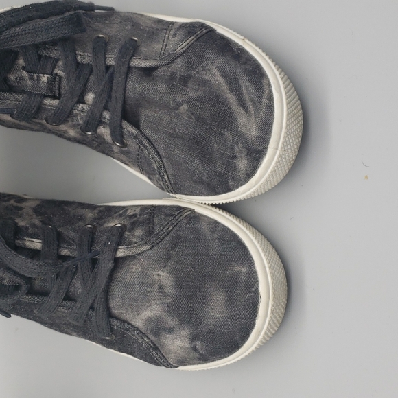 Cat & Jack boys gray high top sneakers, size 4 - Picture 4 of 11